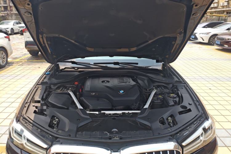 Used BMW 5 Series 2021 530Li Leading Luxury Package Engine Bay
