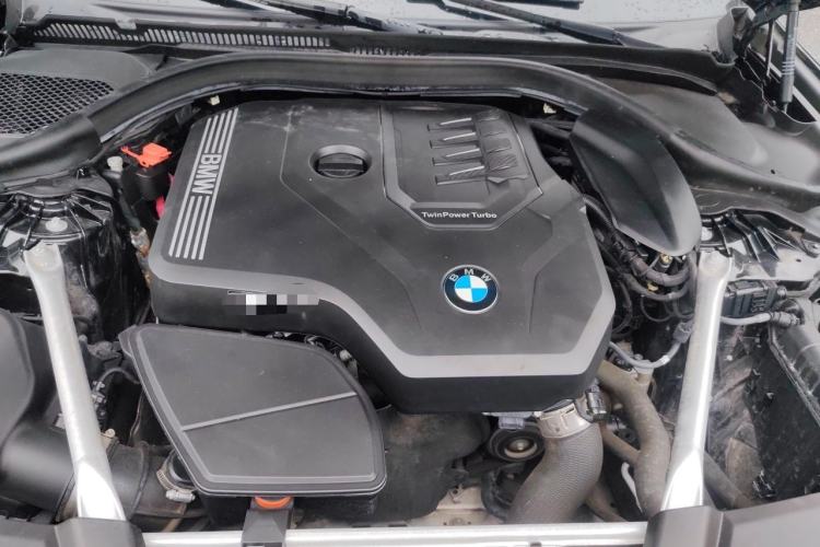 Used BMW 5 Series 2021 525Li Luxury Package Engine Bay