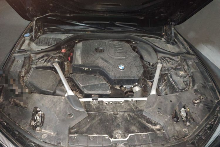 Used BMW 5 Series 2021 525Li M Sport Package Engine Bay