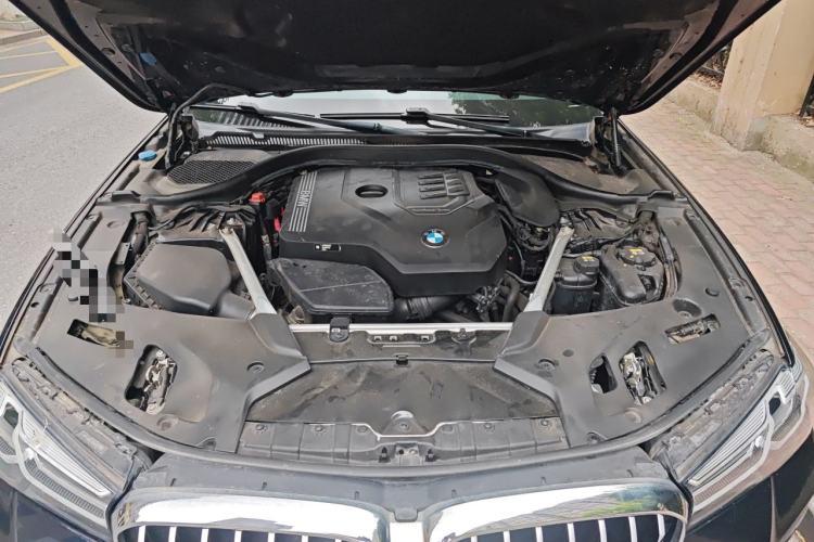 Used BMW 5 Series 2021 530Li Leading Model M Sport Package Engine Bay