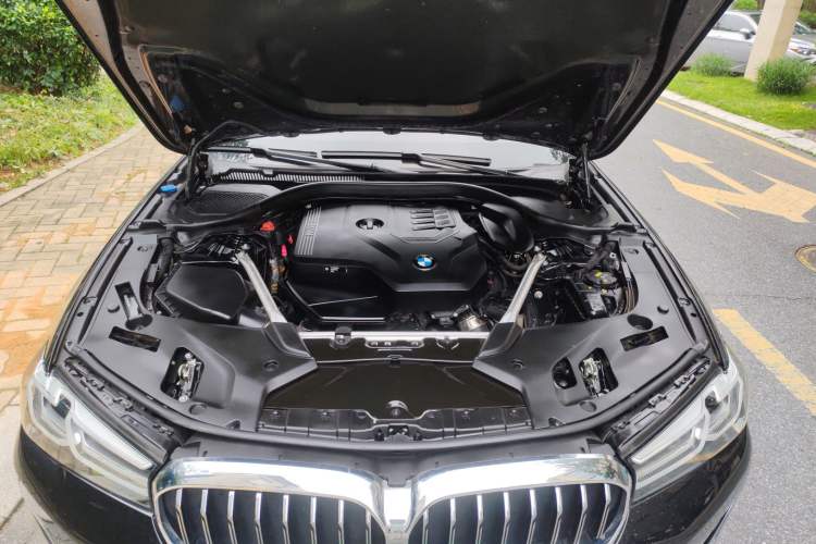 Used BMW 5 Series 2021 525Li Luxury Package Engine Bay