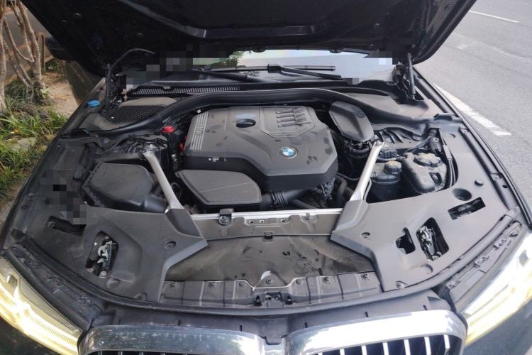 Used BMW 5 Series 2021 530Li Leading Luxury Package Engine Bay