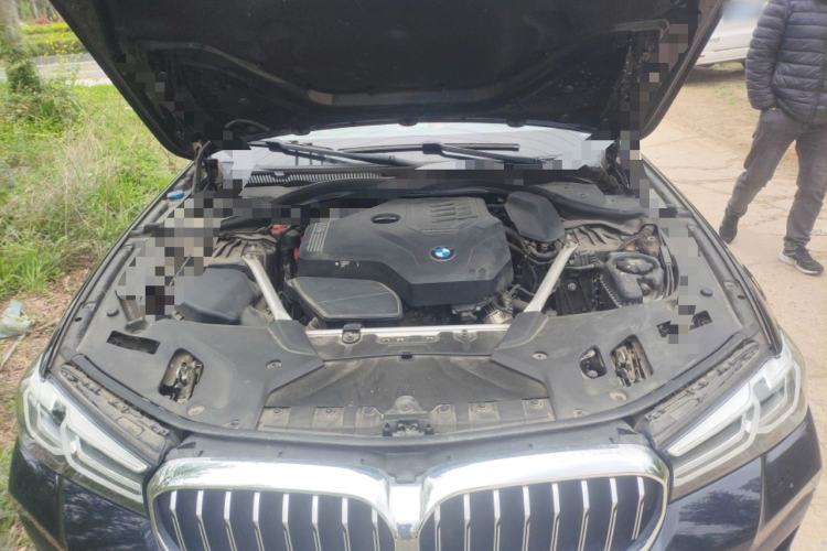 Used BMW 5 Series 2021 525Li M Sport Package Engine Bay