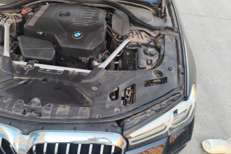 Used BMW 5 Series 2021 525Li M Sport Package Engine Bay Left