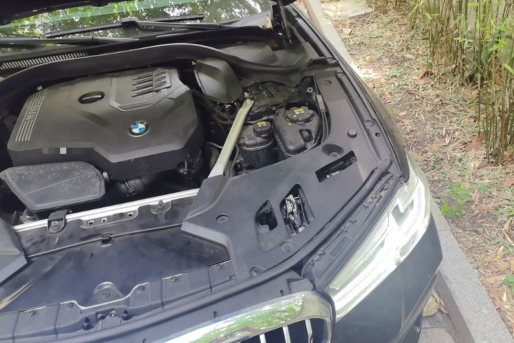 Used BMW 5 Series 2021 530Li Leading Model M Sport Package Engine Bay Left