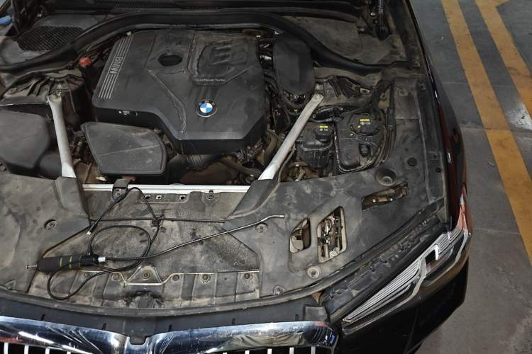 Used BMW 5 Series 2021 530Li Leading Model M Sport Package Engine Bay Left