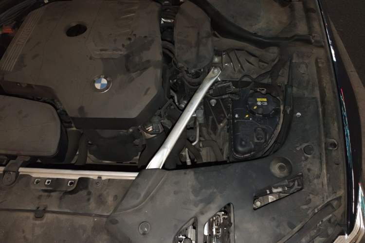 Used BMW 5 Series 2021 Facelifted 525Li M Sport Package Engine Bay Left