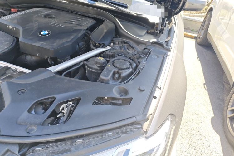 Used BMW 5 Series 2021 530Li Leading Model M Sport Package Engine Bay Left