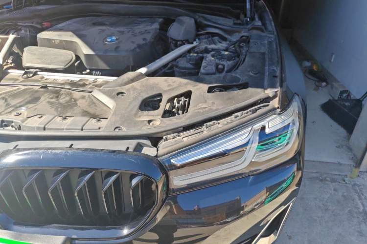 Used BMW 5 Series 2021 530Li Luxury Edition Premium Package Engine Bay Left