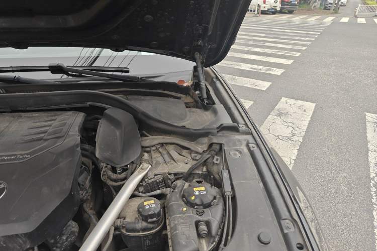 Used BMW 5 Series 2021 530Li Leading Model M Sport Package Engine Bay Left