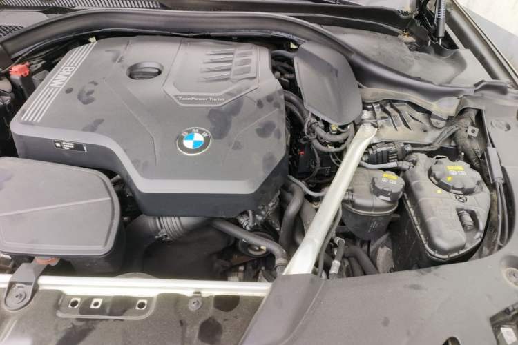 Used BMW 5 Series 2021 530Li xDrive M Sport Package Engine Bay Left