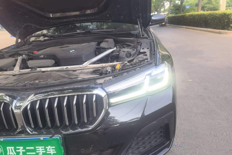 Used BMW 5 Series 2021 525Li M Sport Package Engine Bay Left