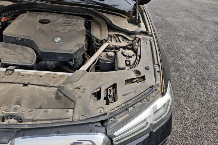 Used BMW 5 Series 2021 530Li Executive Luxury Package Engine Bay Left