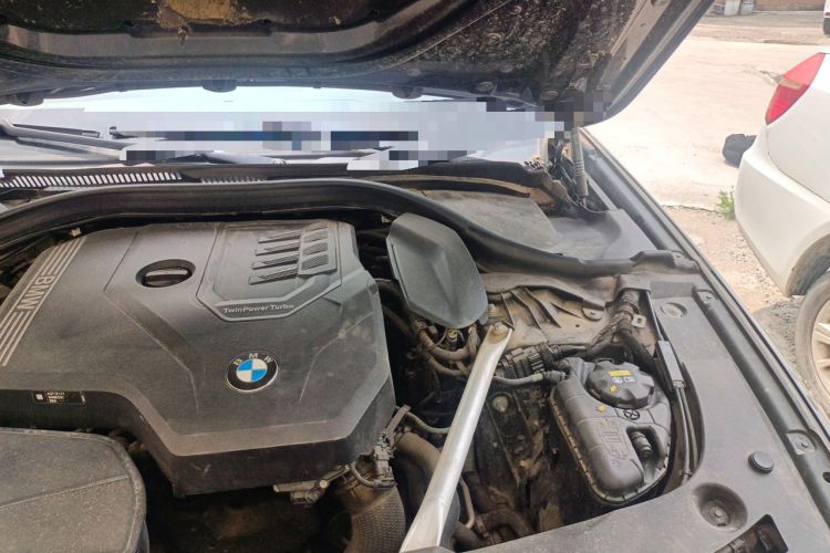 Used BMW 5 Series 2021 525Li Luxury Package Engine Bay Left