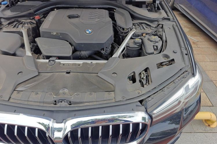 Used BMW 5 Series 2021 Facelifted 530Li Leading Edition M Sport Package Engine Bay Left