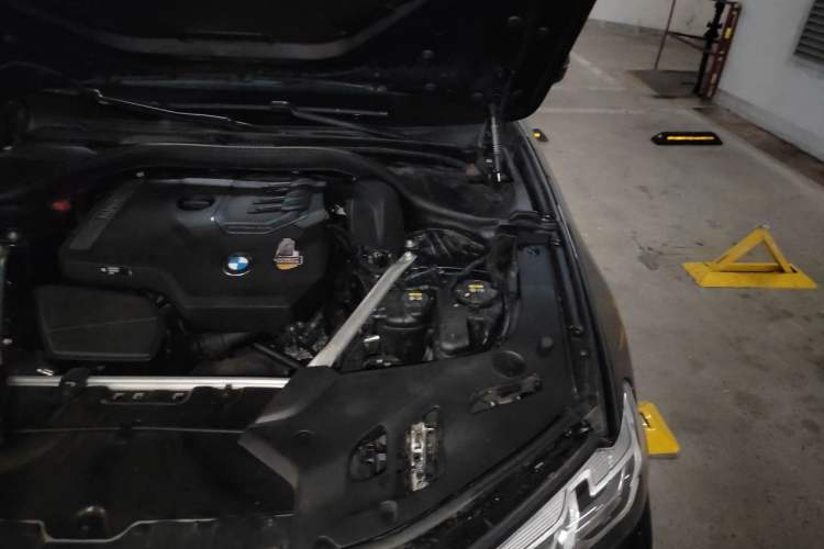 Used BMW 5 Series 2021 Facelifted 530Li Leading Edition M Sport Package Engine Bay Left