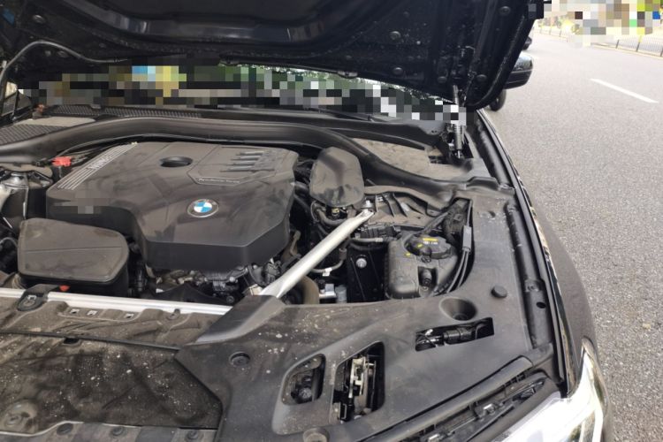 Used BMW 5 Series 2021 525Li Luxury Package Engine Bay Left