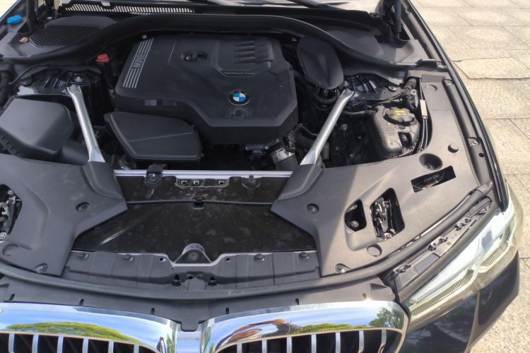 Used BMW 5 Series 2021 Facelifted 525Li M Sport Package Engine Bay Left