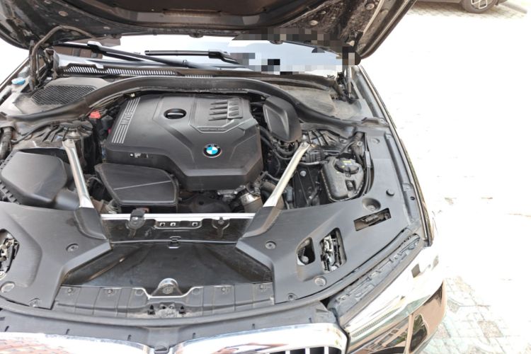 Used BMW 5 Series 2021 525Li M Sport Package Engine Bay Left