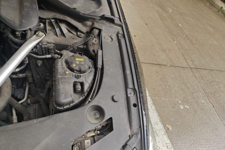 Used BMW 5 Series 2021 Facelifted 525Li M Sport Package Engine Bay Left