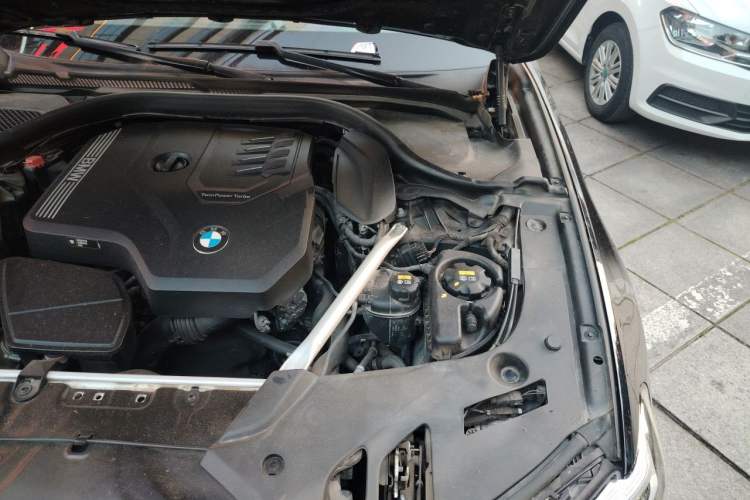 Used BMW 5 Series 2021 Restyled 530Li Leading Edition Luxury Package Engine Bay Left