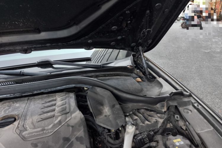 Used BMW 5 Series 2021 530Li Leading Model M Sport Package Engine Bay Left