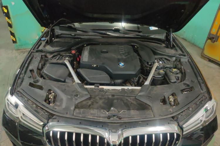 Used BMW 5 Series 2021 530Li Luxury Edition M Sport Package Engine Bay
