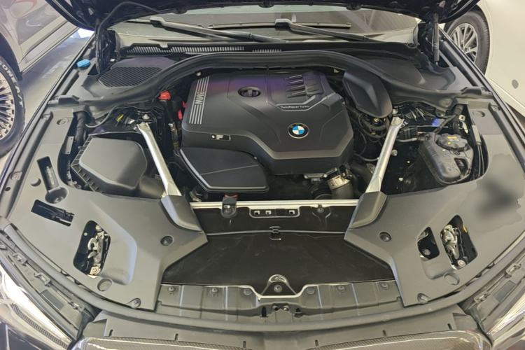 Used BMW 5 Series 2021 Facelifted 525Li M Sport Package Engine Bay