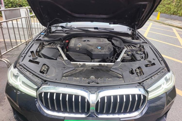 Used BMW 5 Series 2021 Facelifted 530Li Leading Edition M Sport Package Engine Bay