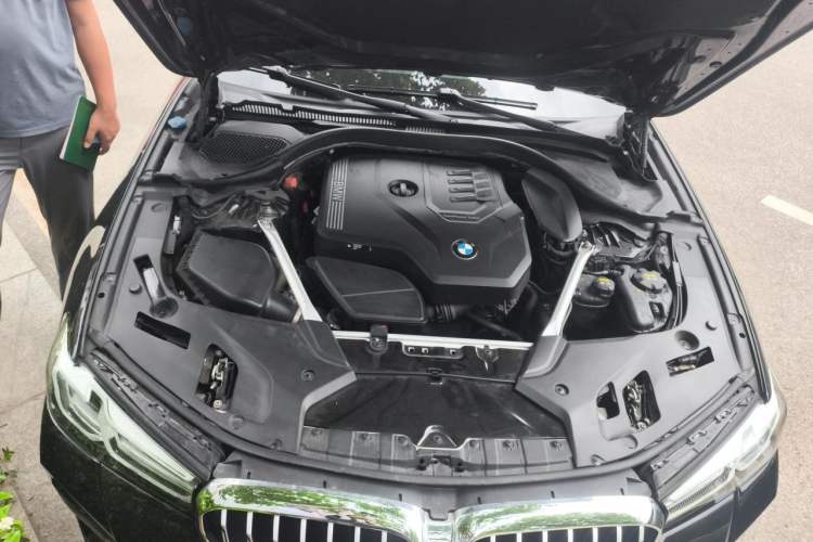 Used BMW 5 Series 2021 530Li Luxury Edition M Sport Package Engine Bay