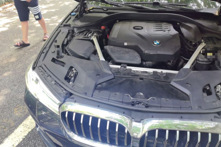 Used BMW 5 Series 2021 530Li Leading Model M Sport Package Engine Bay Right