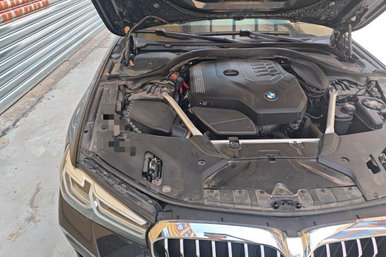 Used BMW 5 Series 2021 530i M Sport Package Engine Bay Right