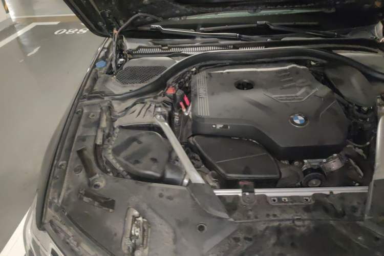 Used BMW 5 Series 2021 Facelifted 525Li M Sport Package Engine Bay Right
