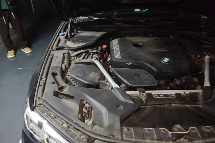 Used BMW 5 Series 2021 530Li Executive Luxury Package Engine Bay Right