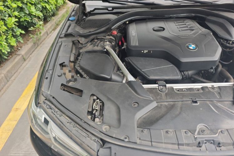 Used BMW 5 Series 2021 Restyled 530Li Leading Edition Luxury Package Engine Bay Right