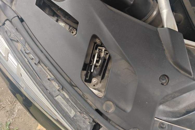 Used BMW 5 Series 2021 530Li Leading Luxury Package Engine Bay Right