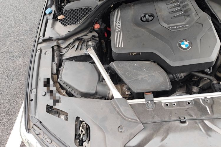 Used BMW 5 Series 2021 530Li xDrive M Sport Package Engine Bay Right