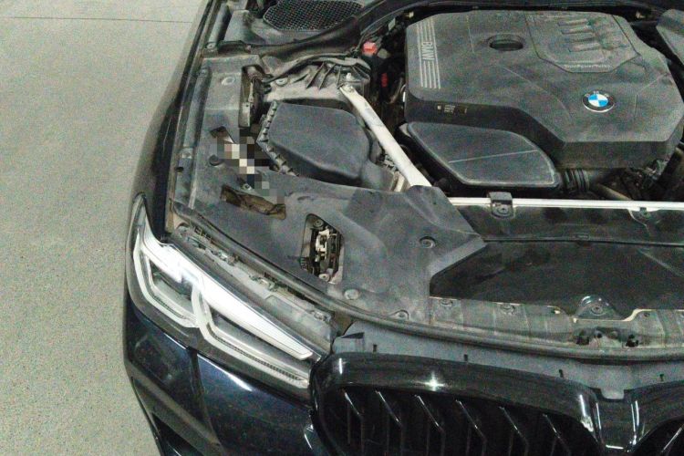 Used BMW 5 Series 2021 530i M Sport Package Engine Bay Right