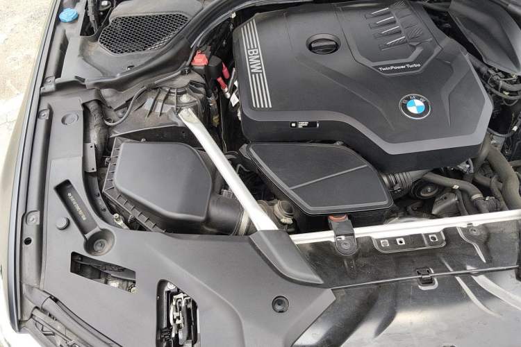 Used BMW 5 Series 2021 Facelifted 530Li Leading Edition M Sport Package Engine Bay Right