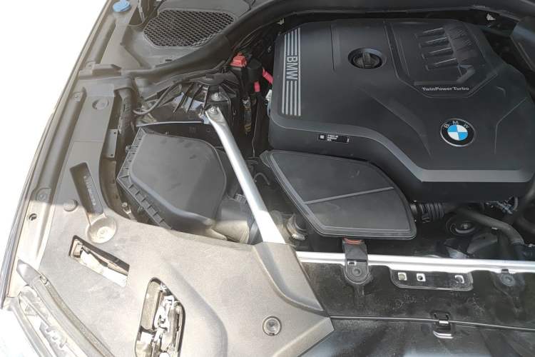 Used BMW 5 Series 2021 530Li Luxury Edition M Sport Package Engine Bay Right