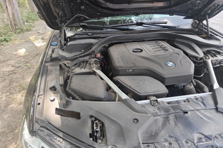 Used BMW 5 Series 2021 525Li Luxury Package Engine Bay Right
