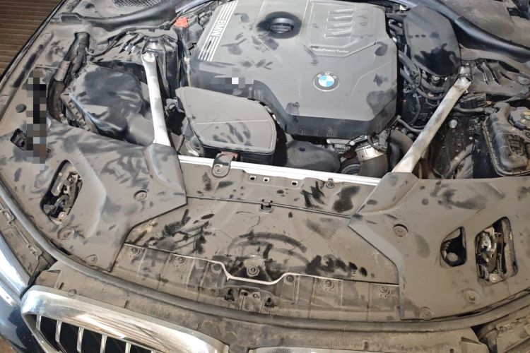 Used BMW 5 Series 2021 Updated Version 525Li Luxury Package Engine Bay Right