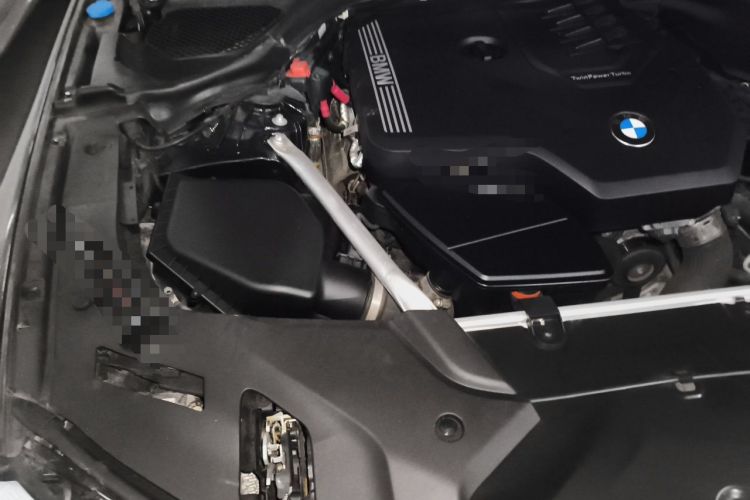 Used BMW 5 Series 2021 525i M Sport Package Engine Bay Right