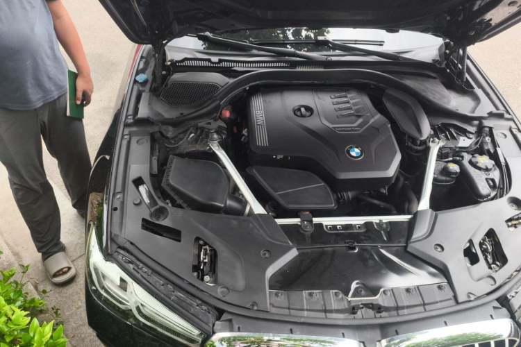 Used BMW 5 Series 2021 530Li Luxury Edition M Sport Package Engine Bay Right
