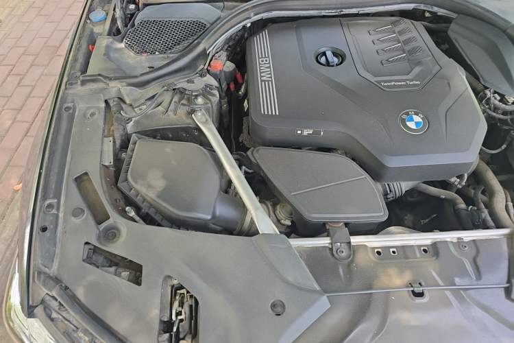 Used BMW 5 Series 2021 Restyled 530Li Leading Edition Luxury Package Engine Bay Right