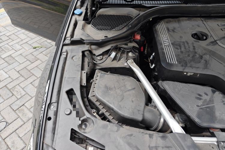 Used BMW 5 Series 2021 530Li Executive Luxury Package Engine Bay Right