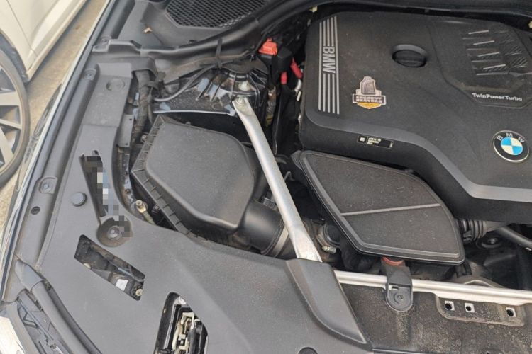 Used BMW 5 Series 2021 530Li Luxury Edition M Sport Package Engine Bay Right