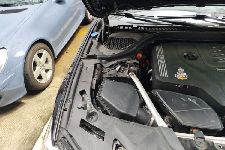Used BMW 5 Series 2021 530Li Leading Model M Sport Package Engine Bay Right