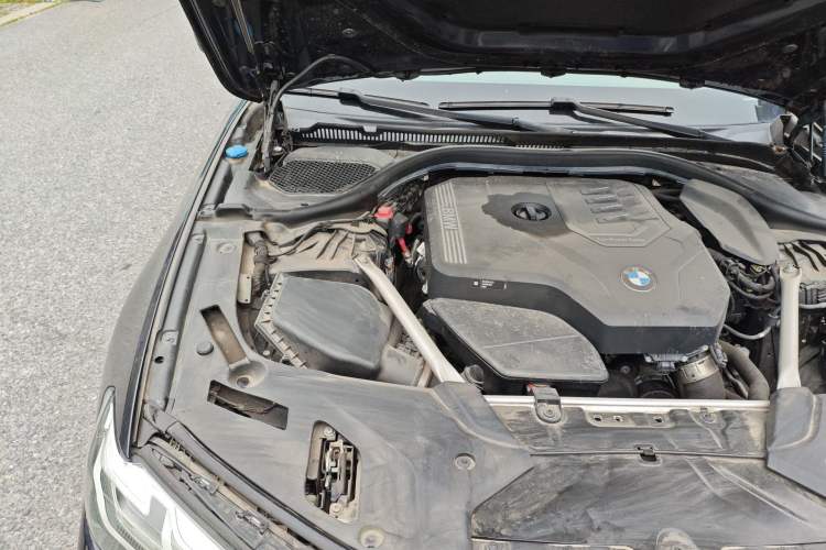 Used BMW 5 Series 2021 Facelifted 525Li M Sport Package Engine Bay Right