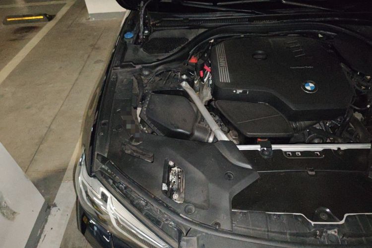 Used BMW 5 Series 2021 Facelifted 530Li Leading Edition M Sport Package Engine Bay Right